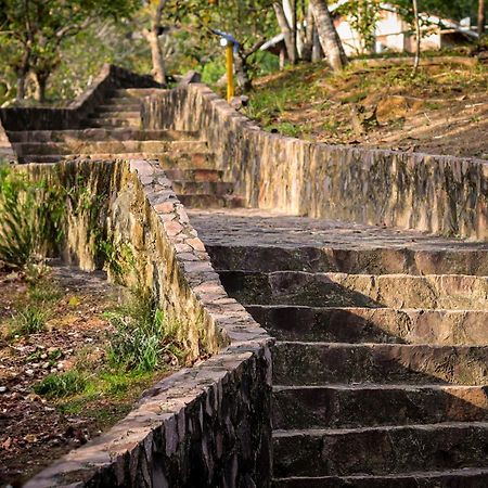 Refugio Mari Mari Lodge Presidente Figueiredo Bagian luar foto
