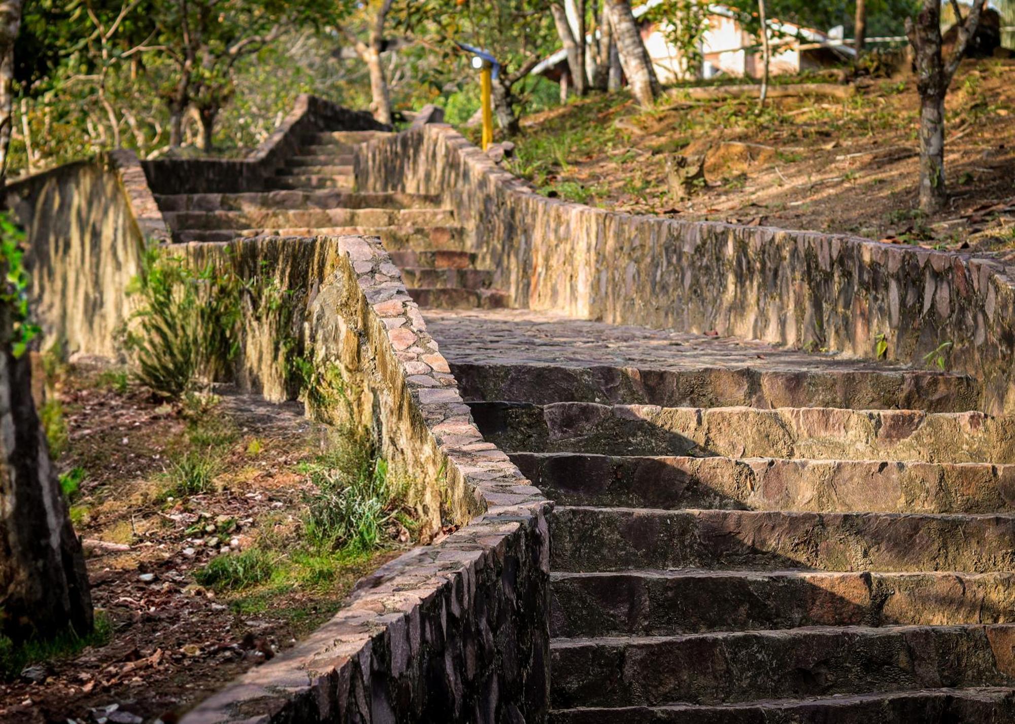 Refugio Mari Mari Lodge Presidente Figueiredo Bagian luar foto