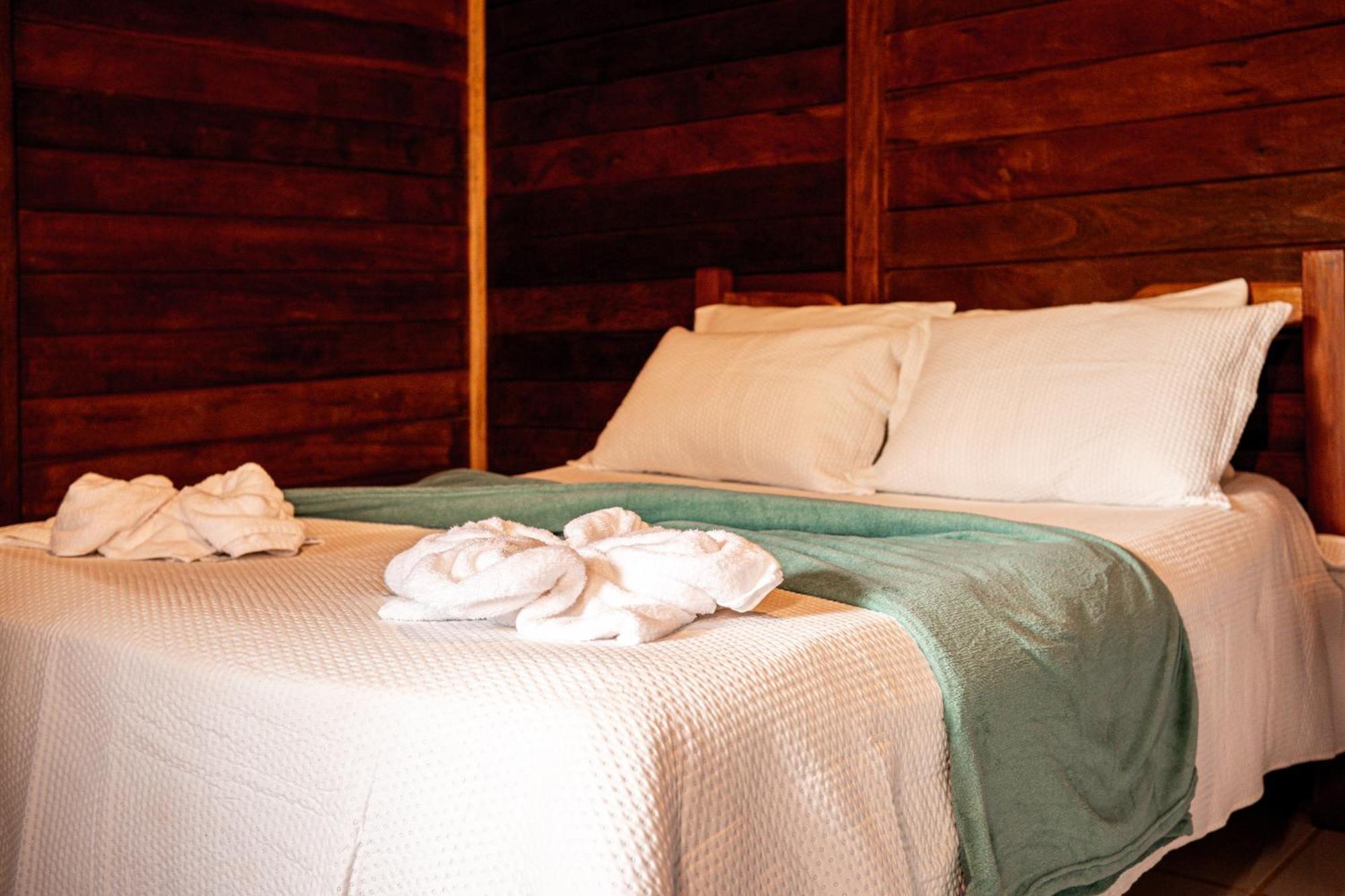 Refugio Mari Mari Lodge Presidente Figueiredo Bagian luar foto