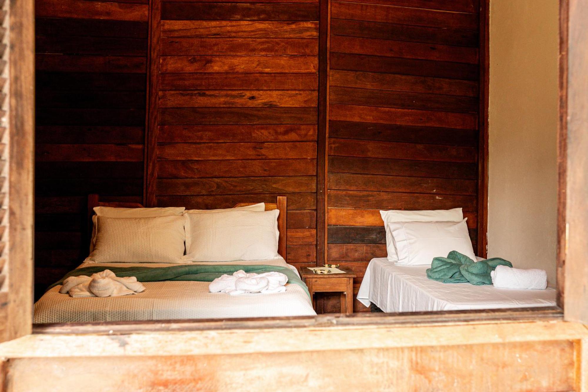 Refugio Mari Mari Lodge Presidente Figueiredo Bagian luar foto